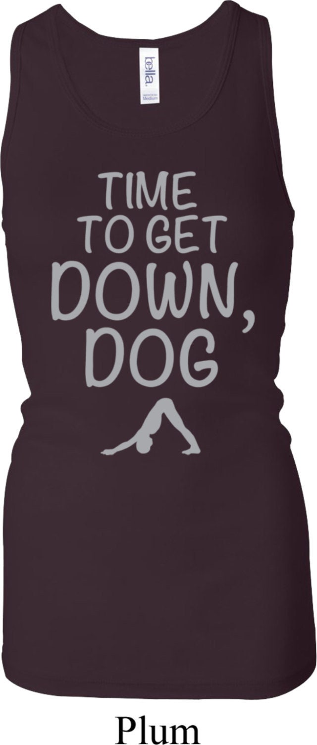 Es Ist Zeit, Nach Unten Hund Damen Yoga Längere Länge Racerback Tanktop = 8770-Getdown von YogaClothingForYou