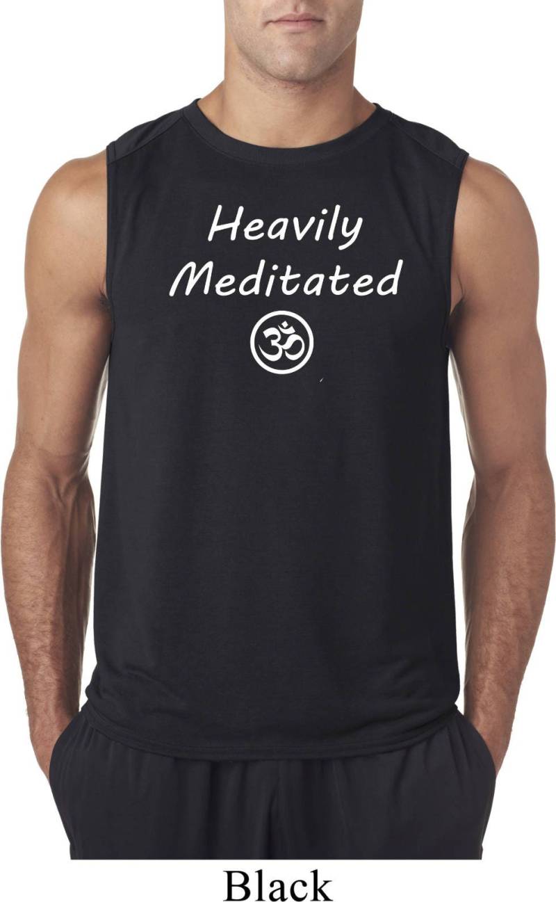 stark Meditiert Mit Om Herren Yoga Ärmelloses Feuchtigkeitstransportierendes T-Shirt = 42700-Heavilyom von YogaClothingForYou