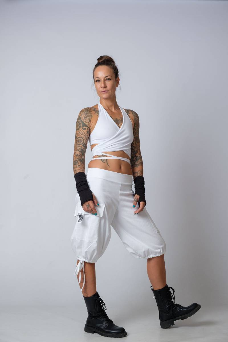 V-Ausschnitt Wickeltop/Neckholder-Crop-Top Ausgeh Top Kapsel Kleiderschrank von Yogi8Apparel