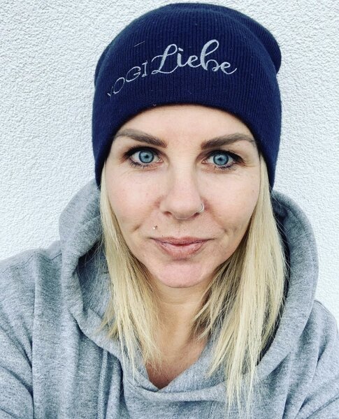 Yogi Beanie mit "YogiLiebe" Stick von YogiLiebe