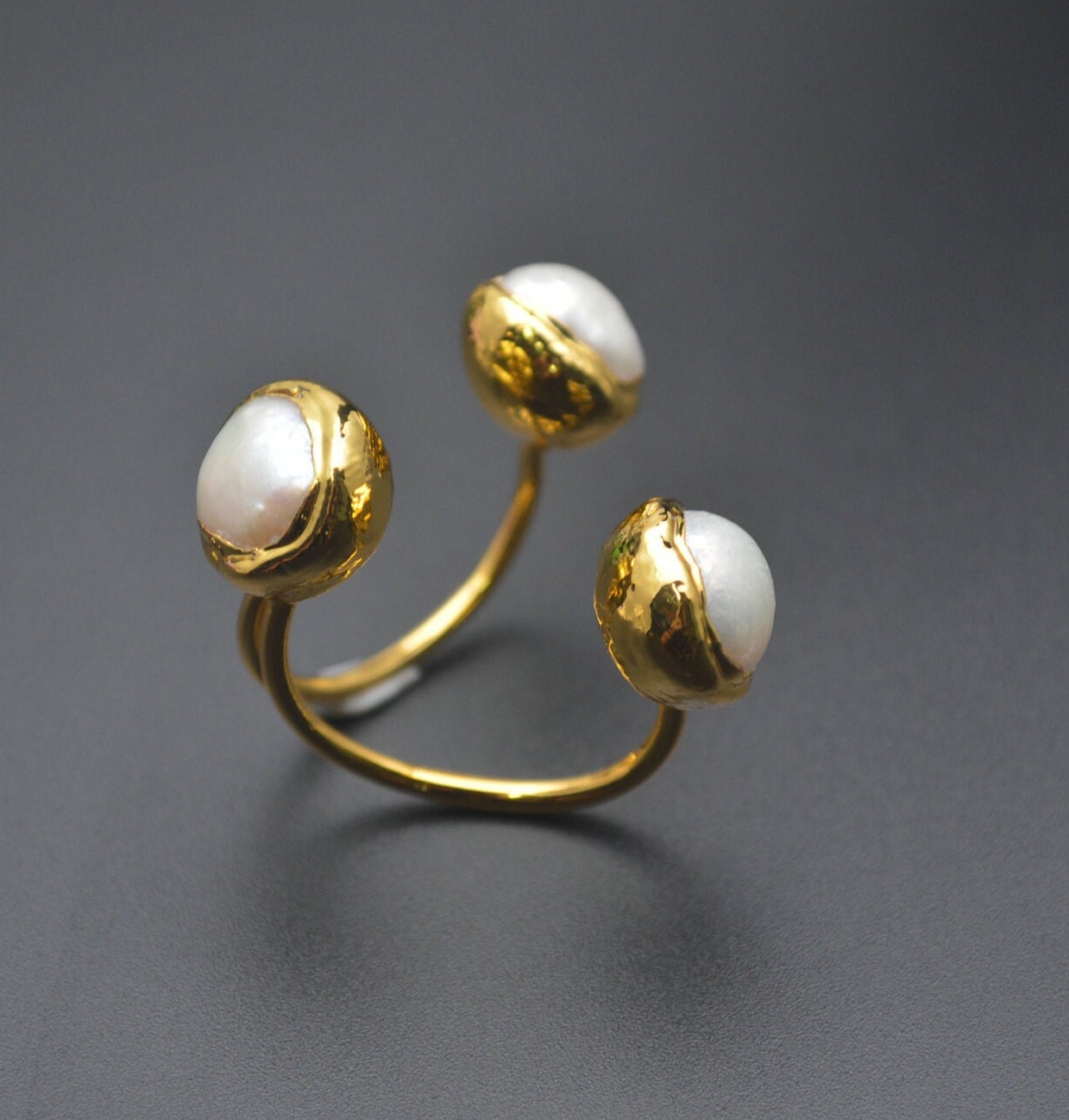 1 Stück Vergoldete Natürliche Weiße Perle Ringe Mode Frau Party Schmuck 1 Stück Vergoldete Natürliche Weiße Perle Ringe Mode Frau Party Schmuck von YongyangBeads
