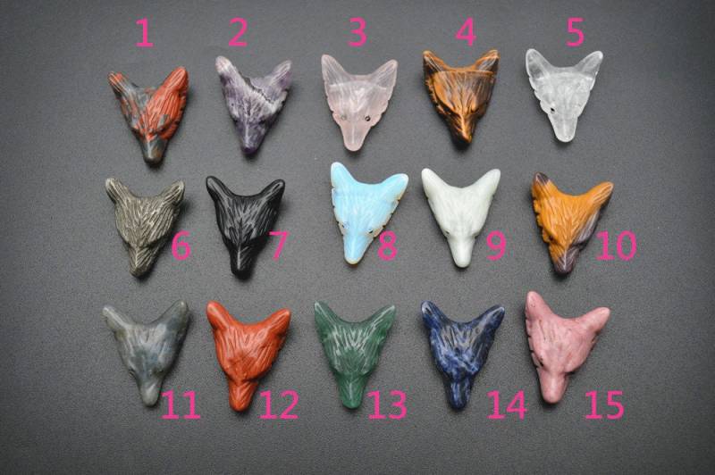 Natürliche Kristallstein Wolf Anhänger Edelstein Geschnitzten Stein Tierkopf Halskette Schmuck Machen Lieferungen Natürliche Kristallstein Wolf Anhänger Edelstein Geschnitzten Stein Tierkopf Halskette Schmuck Machen Lieferungen von YongyangBeads