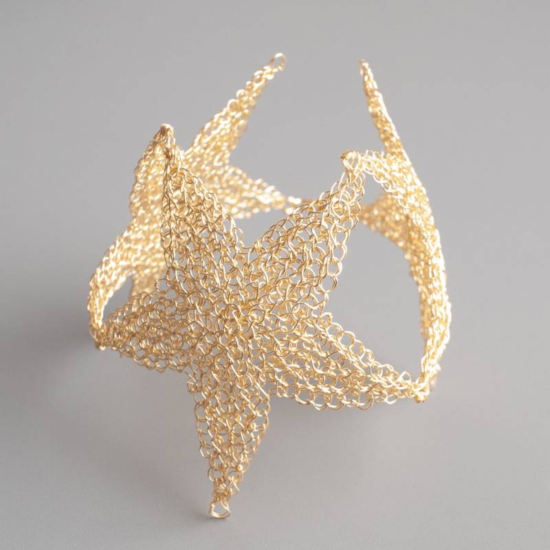 Stern-Armband Für Frauen, Stern-Manschette, Gold-Manschette Armband, Draht Gestrickt Armband von Yoola