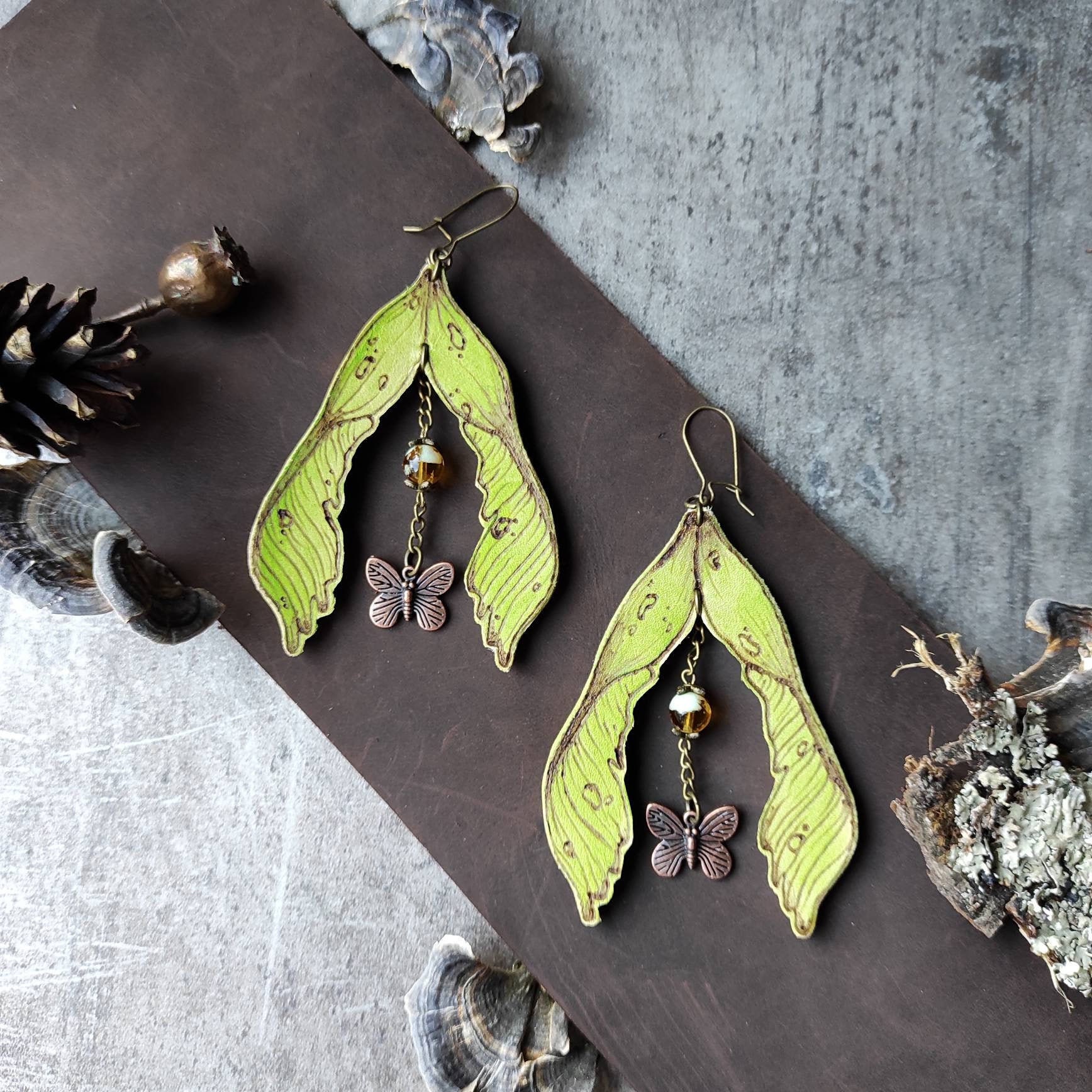 Esche Ahorn Ohrringe, Herbst Akzent, Große Handgemachte Statement Elfen Druide Accessoires, Waldhexen Schmuck von YorKaCrafts