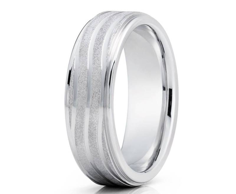 Wave Design Gold Ehering 14K Weißgold Herren & Damen Brush Comfort Fit Ring von YorksJewelryDesign