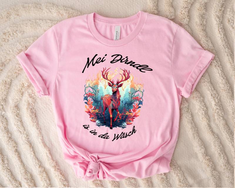 Oktoberfest Shirt Damen Mei Dirndl Is in Da Wäsch Tshirt Unisex Frauen Trachten von YouDesign24