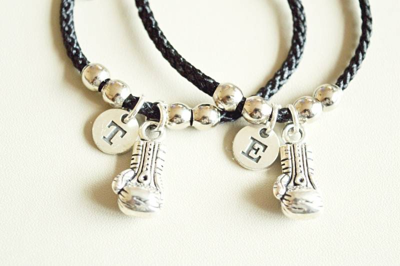 Personalisierte Paare Armbänder, Pärchen Armband Für Sie Und Ihn, Paar Box Schmuck, Boxen Geschenk, Handschuh Geschenk von YouLoveYouShop