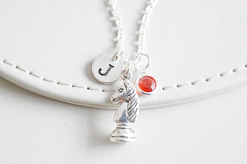Schach Halskette, Schachfigur Geschenk, Ritter Charm Nerdy Geek Nerd Schmuck, Schachspieler Geschenk von YouLoveYouShop