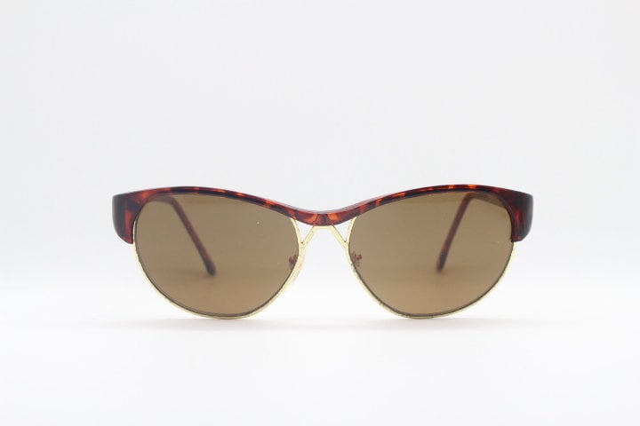 90Er Jahre Vintage Katzenaugen-Sonnenbrille. Halbschildkröte Rahmen Eckig 50Er Design Katzenauge. Rockabilly Katzenaugen 90Er Jahre Vintage Katzenaugen-Sonnenbrille. Halbschildkröte Rahmen Eckig 50Er Design Katzenauge. Rockabilly Katzenaugen von YouaretheBrandLondon