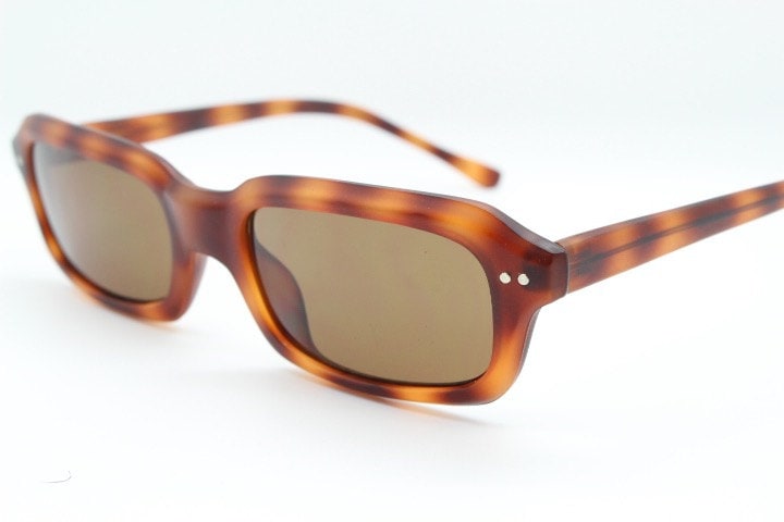 90S Vintage Melierte Tiger Sonnenbrille. Hochwertiger Brauner Und Bernsteinfarbener Matter Rechteckiger Rahmen Mit Braunen Gläsern. Zustand Herren 90S Vintage Melierte Tiger Sonnenbrille. Hochwertiger Brauner Und Bernsteinfarbener Matter Rechteckiger Rahmen Mit Braunen Gläsern. Zustand Herren von YouaretheBrandLondon