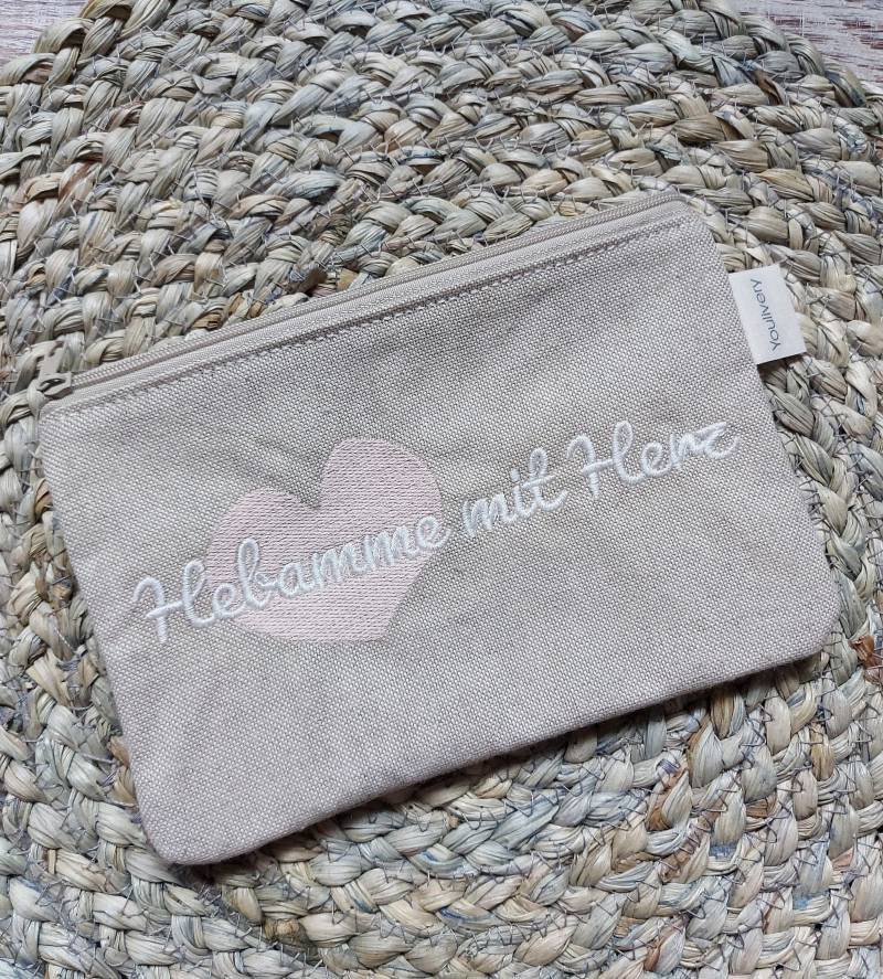 Hebamme Mit Herz, Geschenkidee, Personalisiert, Tasche, Bestickt Hebamme Mit Herz, Geschenkidee, Personalisiert, Tasche, Bestickt von Youlivery