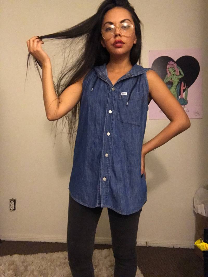 Vintage Retro Guess Kapuzen Denim Button Up Top Vintage Retro Guess Kapuzen Denim Button Up Top von YoungerSibling