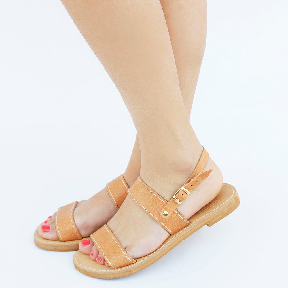 Damen Ledersandalen Mit Gummisohle Aus Naturgegerbtem Leder Damen Ledersandalen Mit Gummisohle Aus Naturgegerbtem Leder von YouniqueSuppliesgr