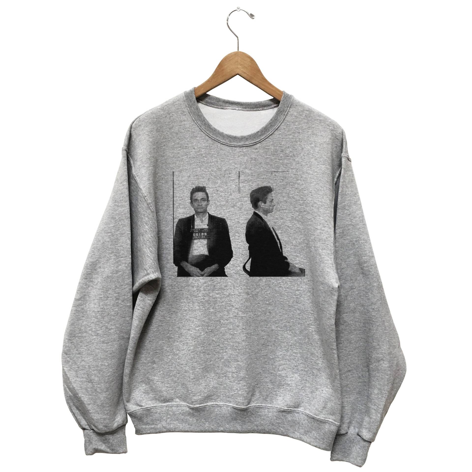 Johnny Cash Mugshot Sweatshirt - Tshirt Graues S, M, L, Xl Johnny Cash Mugshot Sweatshirt - Tshirt Graues S, M, L, Xl von YourCupOfTEE