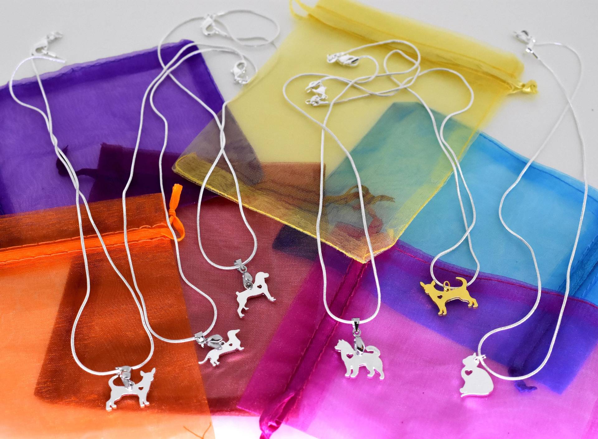 Haustier Silhouette Halsketten Haustier Silhouette Halsketten von YourDesignerDog