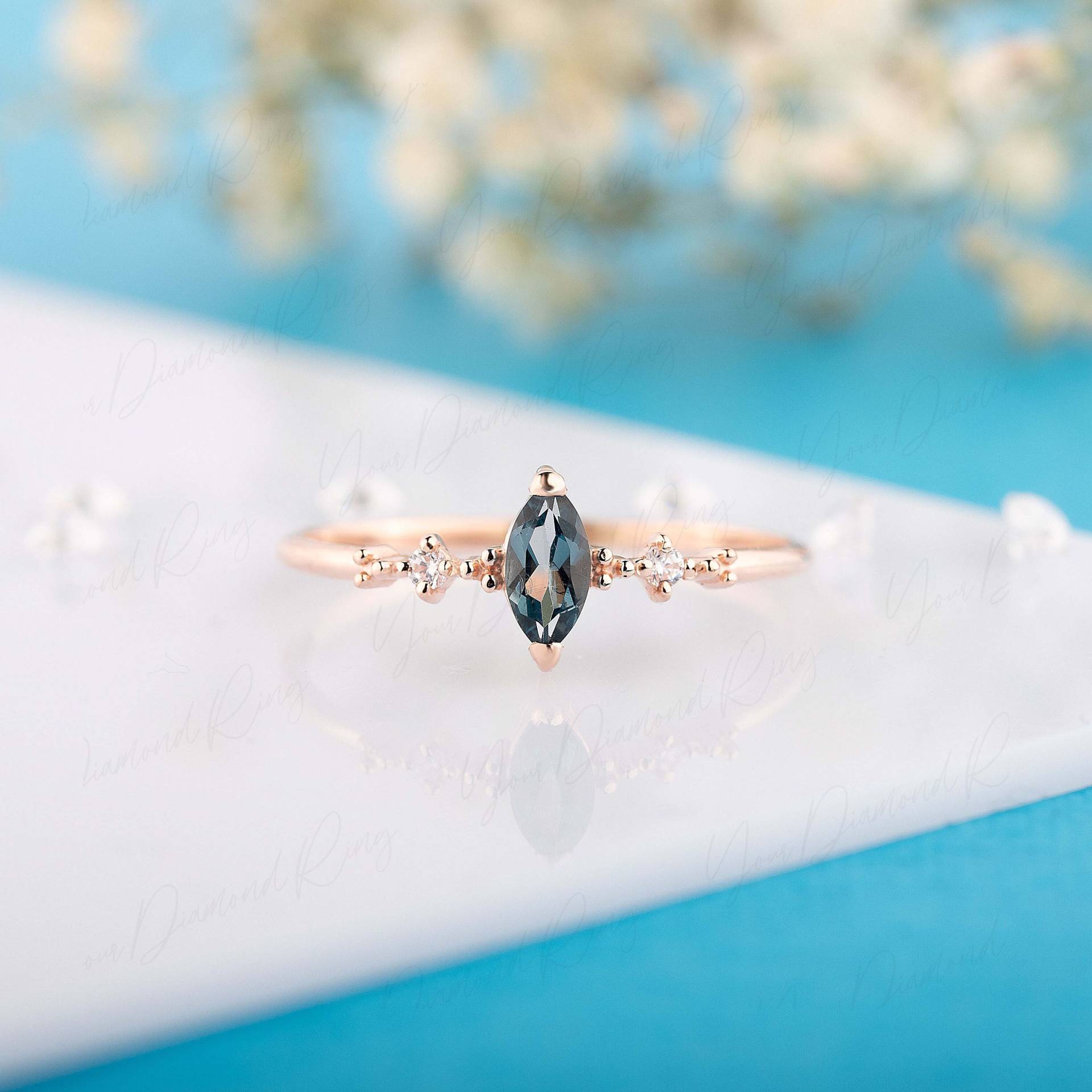 London Blue Topaz & Diamant Versprechen Ring Für Sie Roségold, Zierliche Marquise Blautopas Verlobungsring, Topas Ehering von YourDiamondRing