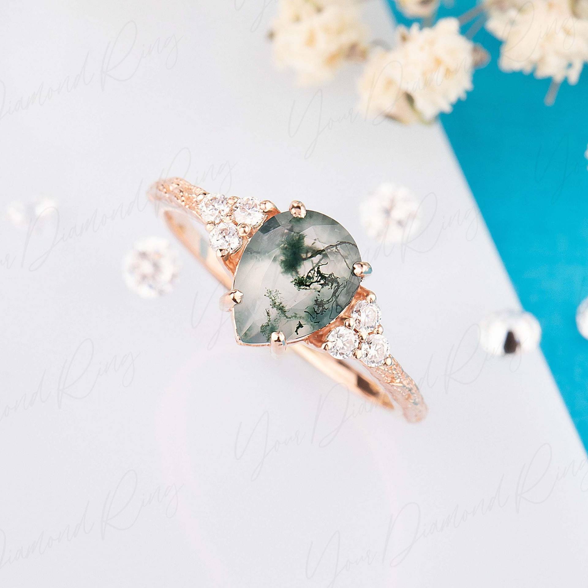 Natur Inspirierte 1Ct Birne Moosachat Blatt Verlobungsring, Vintage Art-Deco Ehering, Jahrestag Versprechensring Natur Inspirierte 1Ct Birne Moosachat Blatt Verlobungsring, Vintage Art-Deco Ehering, Jahrestag Versprechensring von YourDiamondRing