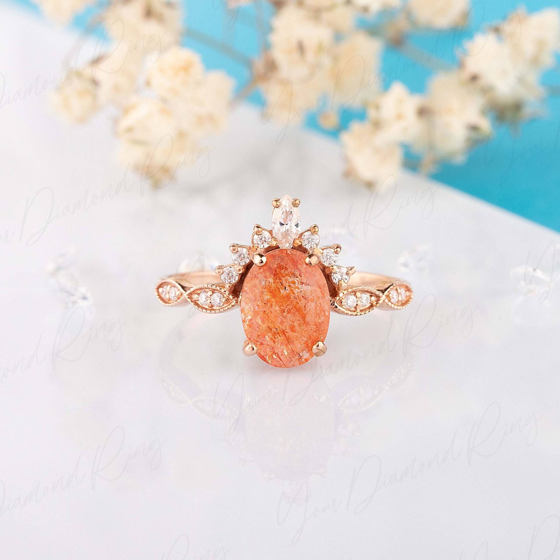 Rose Gold Sonnenstein Verlobungsring, Vintage Art Deco Stil Ovaler & Diamant Tiara Antiker Ehering von YourDiamondRing