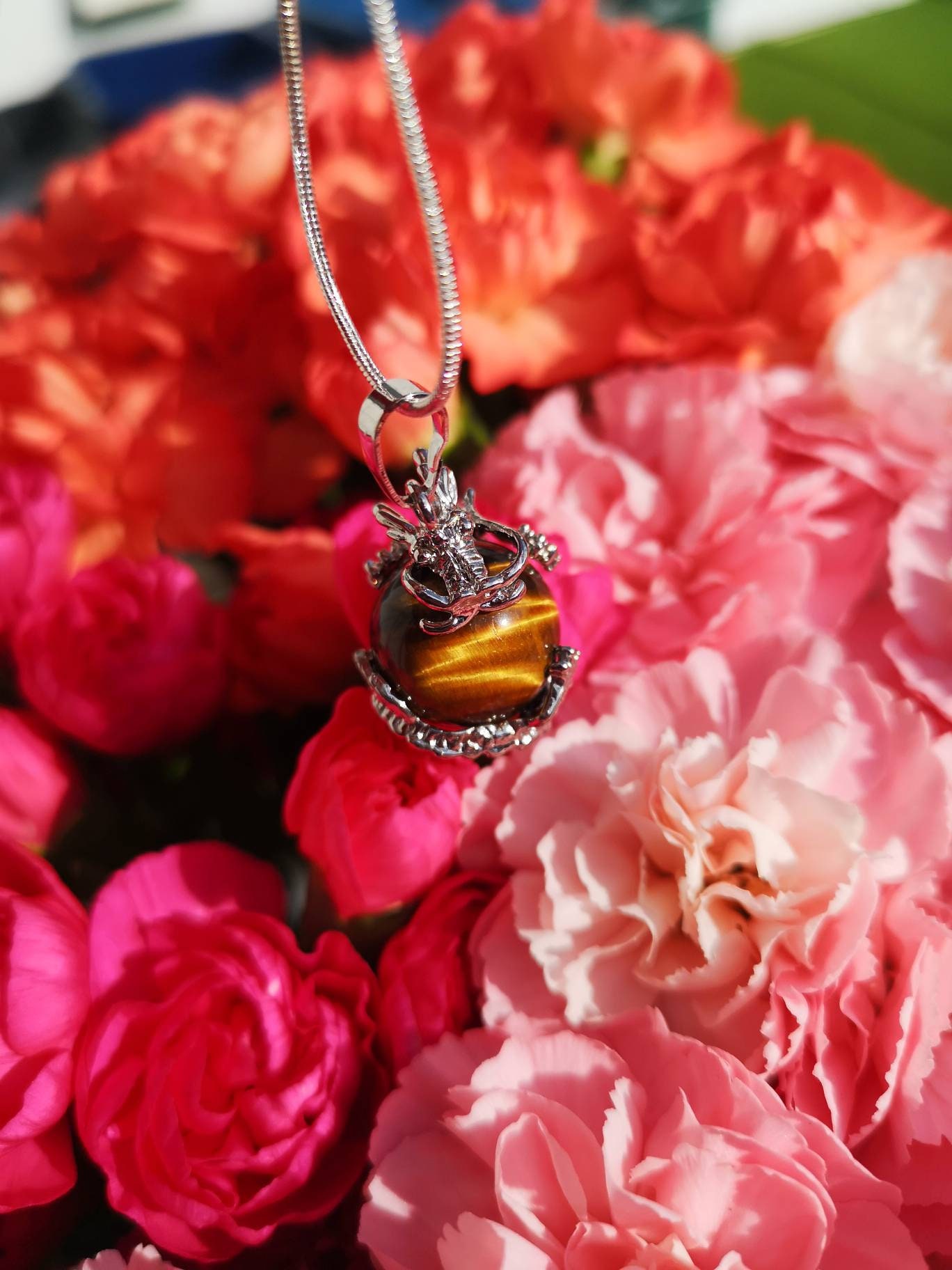 Courage Energie Tigerauge Kristall Silber Halskette Courage Energie Tigerauge Kristall Silber Halskette von YourEnergyCrystals