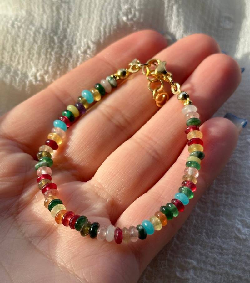 Handgemachtes Perlenarmband Bunt | Bunte Halbedelsteine in Gold Buntes Armband Yourgoldenangel Handgemachtes Perlenarmband Bunt | Bunte Halbedelsteine in Gold Buntes Armband Yourgoldenangel von YourGoldenAngel