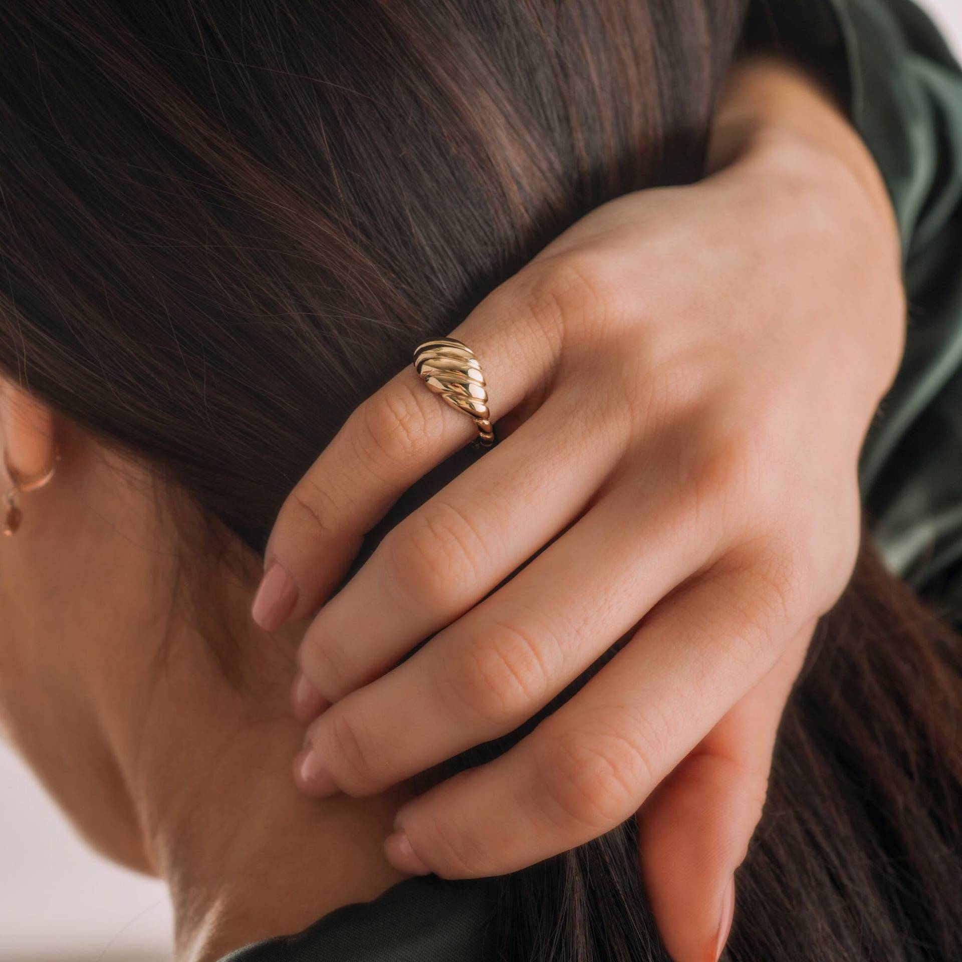 14K Solid Gold Croissant Ring | Chunky Dome Verdrehter Statement Twist Seil Damen von YourJewelCreations