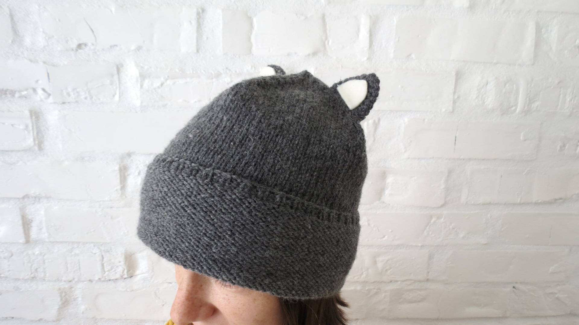 Beanie Katzenohren Grau Handgestrickte Mütze Frauen, Männer Oder Jugendliche. Kann Aus Wolle Vegan Sein. Benutzerdefinierte Farbe Katzenliebhaber von YourKnitwearShop