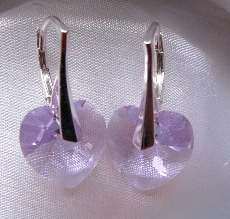 925 Massiv Sterling Silber Leverback Swarovski Xilion Herz Kristall Ohrringe - Violett Helllila 925 Massiv Sterling Silber Leverback Swarovski Xilion Herz Kristall Ohrringe - Violett Helllila von YourMomentTreasure