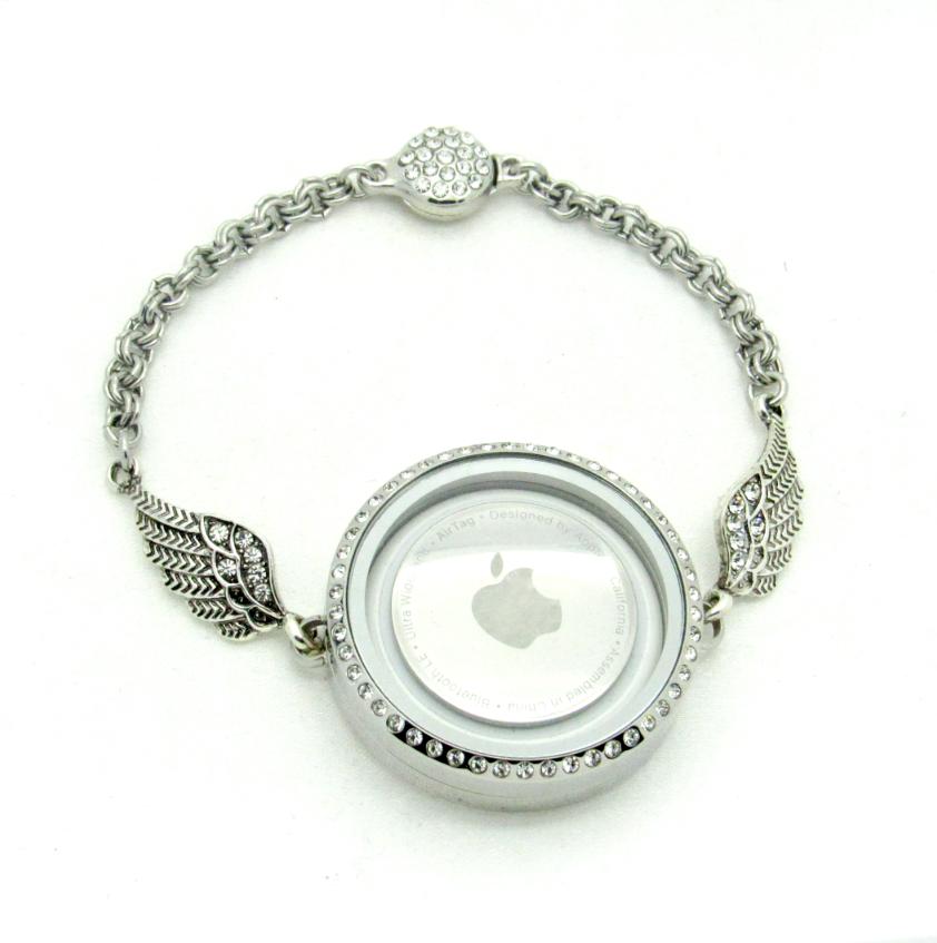 Edelstahl Kristall Silber Memory Floating-Glas Twist Öffnen Wasserdicht Medaillon Engelflügel Armband Magnetverschluss 30 Mm & Airtag Größe Edelstahl Kristall Silber Memory Floating-Glas Twist Öffnen Wasserdicht Medaillon Engelflügel Armband Magnetverschluss 30 Mm & Airtag Größe von YourMomentTreasure