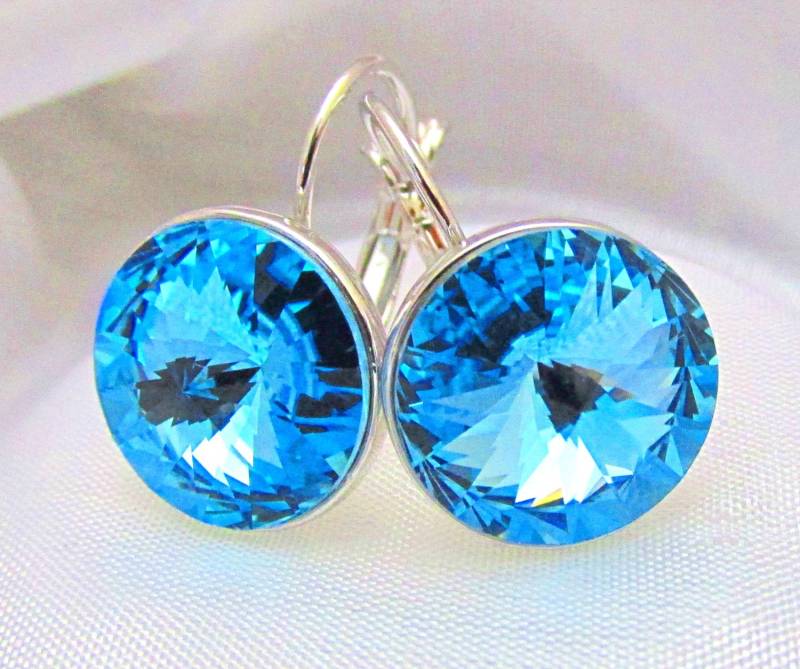 Große Swarovski Elements Rivolie Kristall Ohrringe - Aquamarin Blau Große Swarovski Elements Rivolie Kristall Ohrringe - Aquamarin Blau von YourMomentTreasure