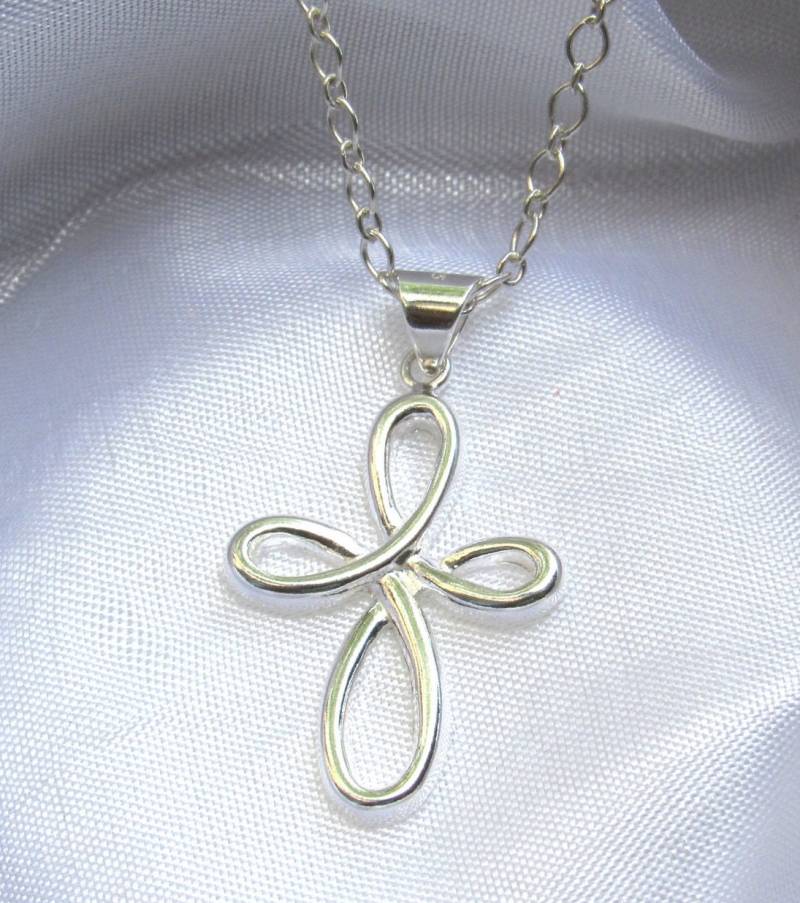 Solide 925 Sterling Silber Infinity Kreuz Charm Anhänger Halskette Geschenkbox Solide 925 Sterling Silber Infinity Kreuz Charm Anhänger Halskette Geschenkbox von YourMomentTreasure