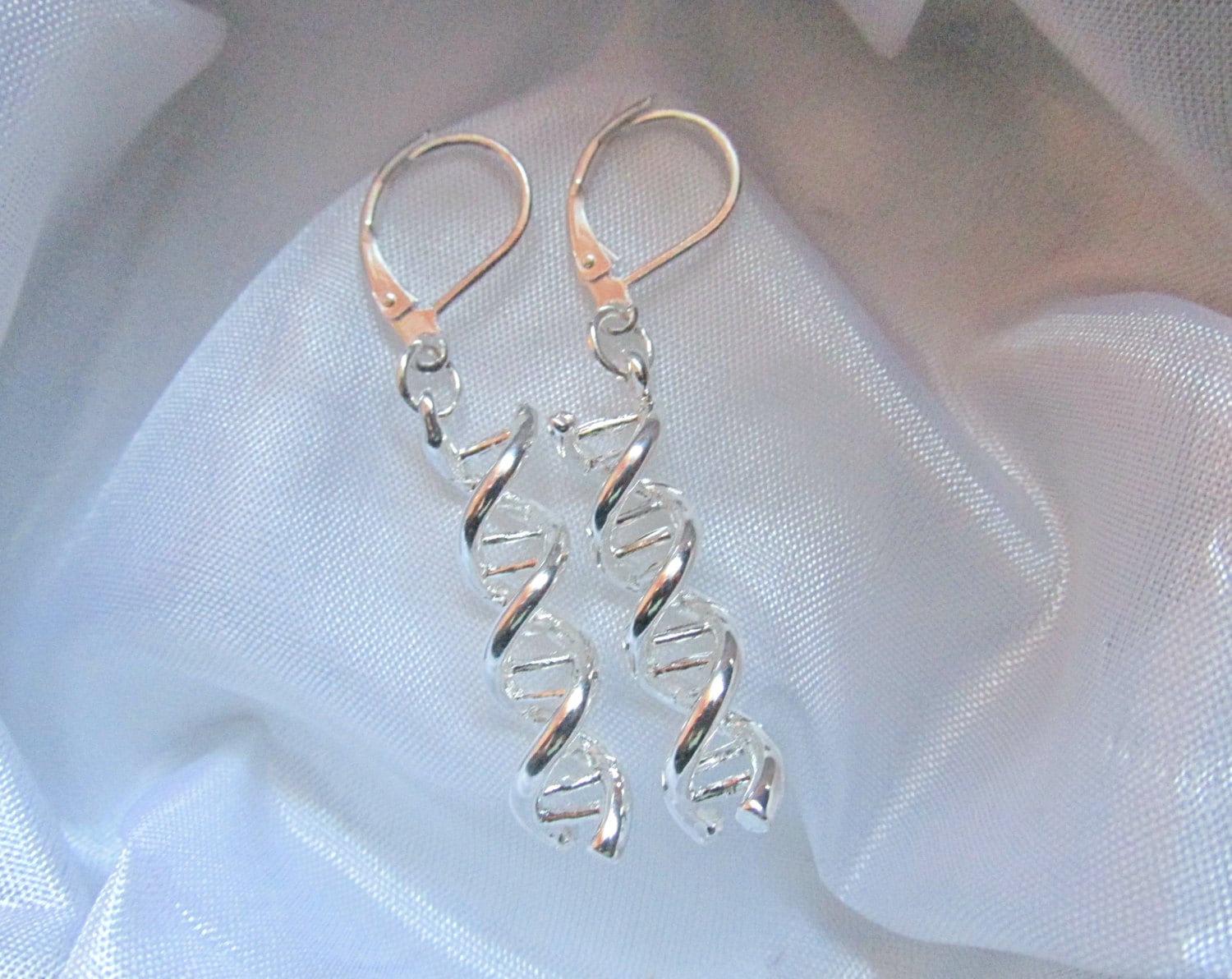 sterling Silber Dna Spiral Ohrringe sterling Silber Dna Spiral Ohrringe von YourMomentTreasure