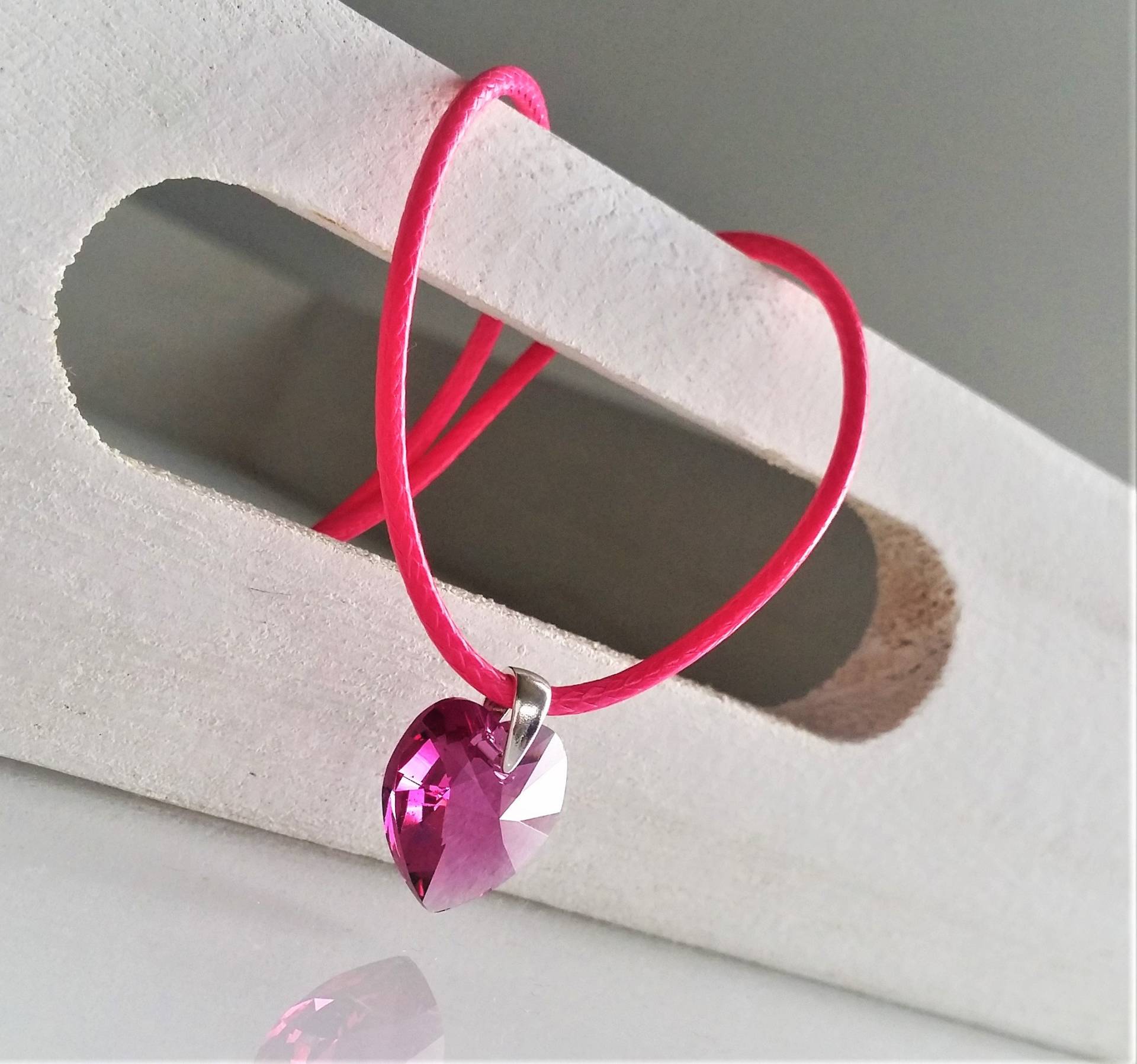 Kette // Herzkette Fuchsia/Pink von YourSweetDreamsDE