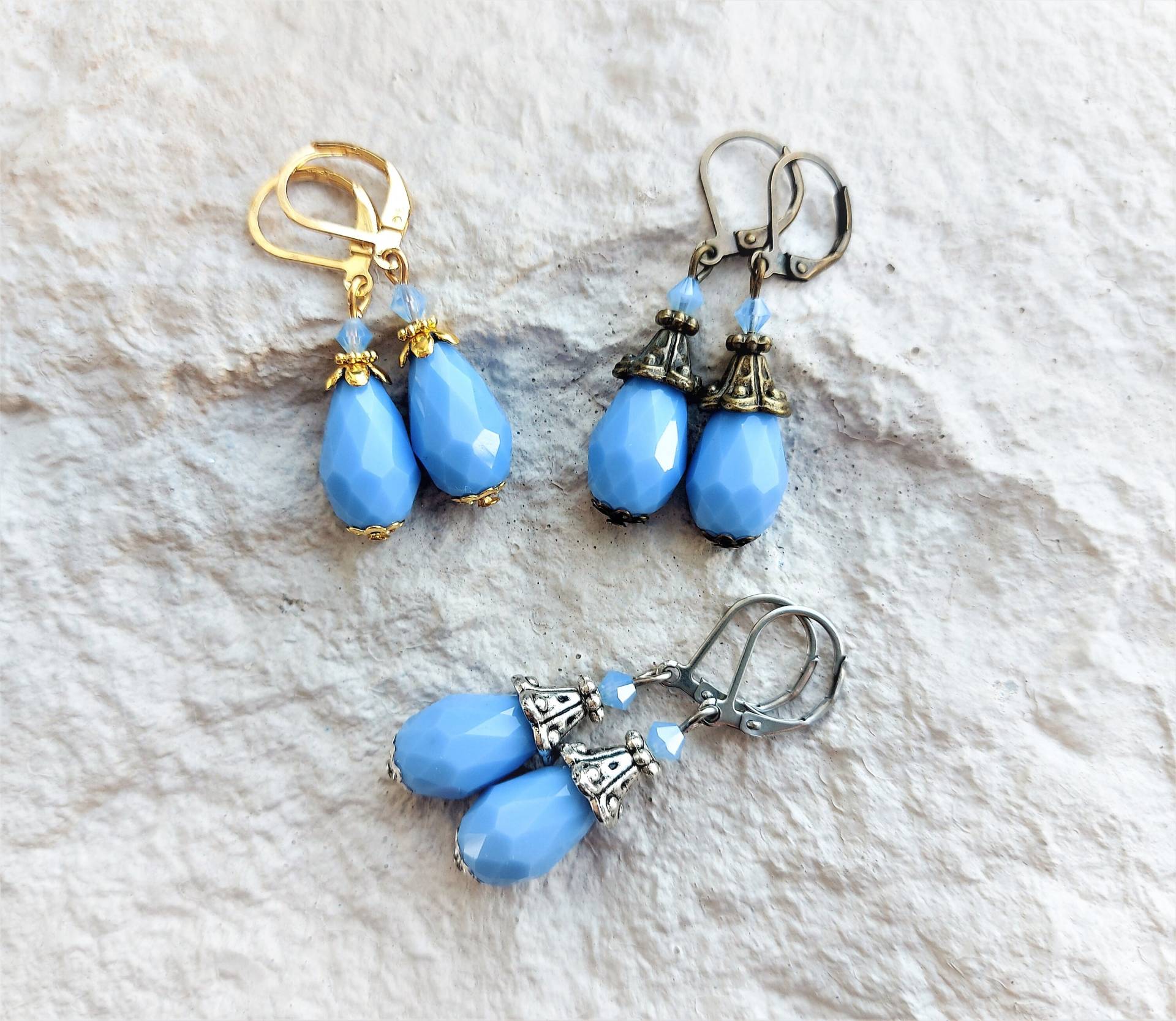 Ohrringe // Glas Tropfen | Hellblau/Farbwahl von YourSweetDreamsDE