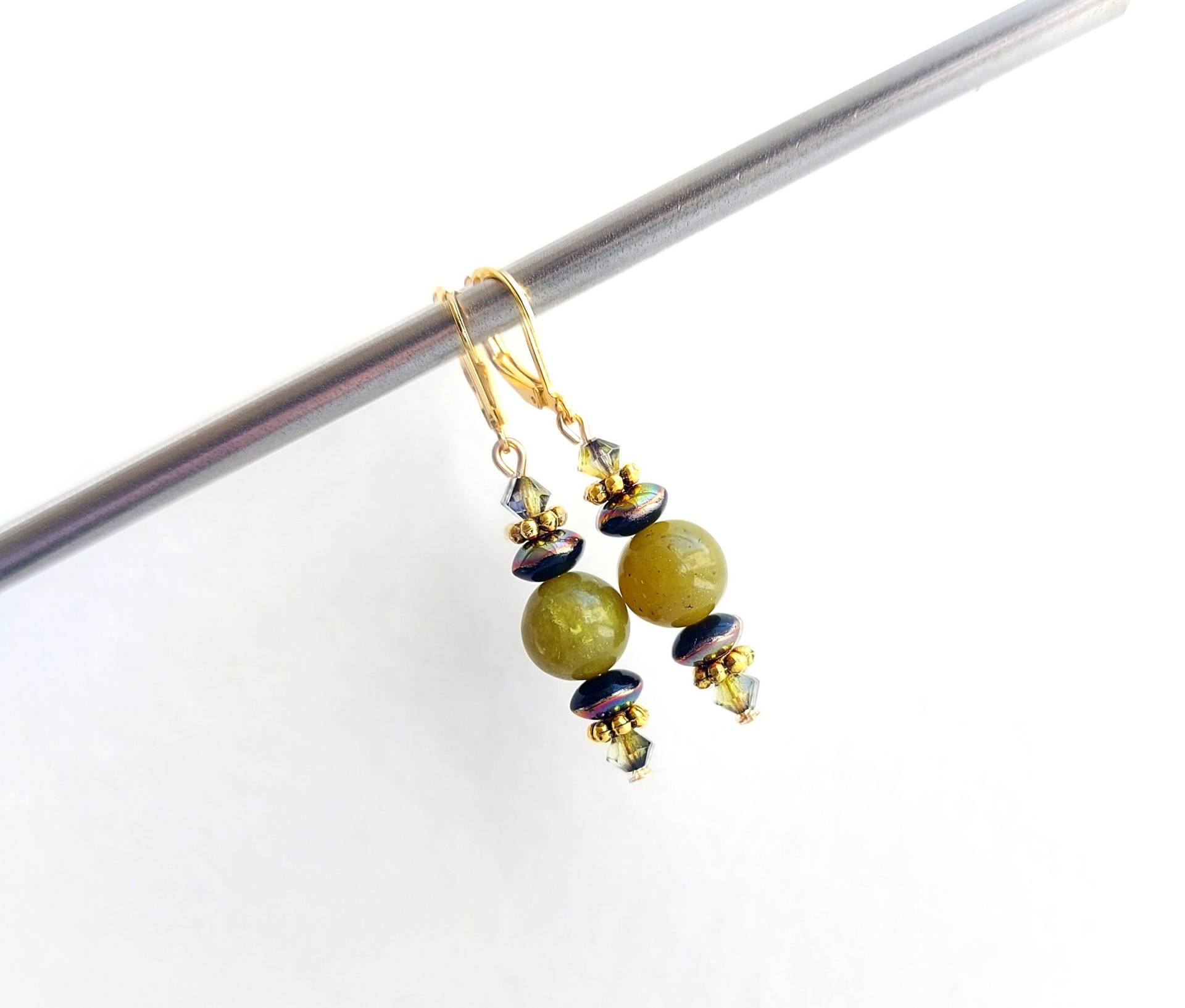 Ohrringe // Ohrhänger | Oliv/Schwarz/Goldfarben von YourSweetDreamsDE