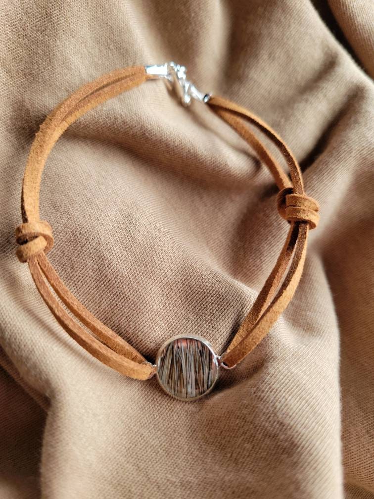 Personalized Animal Hair Charm Bracelet|Remembrance|Gold|Silver|Gift Personalized Animal Hair Charm Bracelet|Remembrance|Gold|Silver|Gift von YourTimelessLove