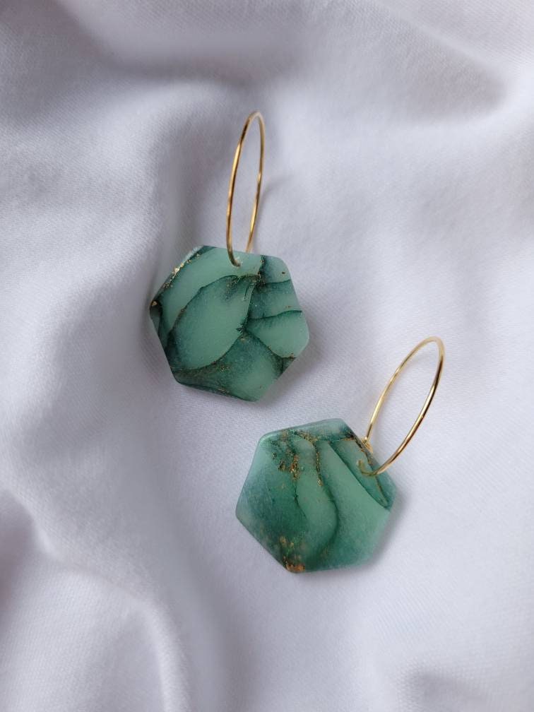Polymer Clay Earrings| Esme| Green| Quartz| Hexagon| Elegant| Gold| Marble| Gift Polymer Clay Earrings| Esme| Green| Quartz| Hexagon| Elegant| Gold| Marble| Gift von YourTimelessLove