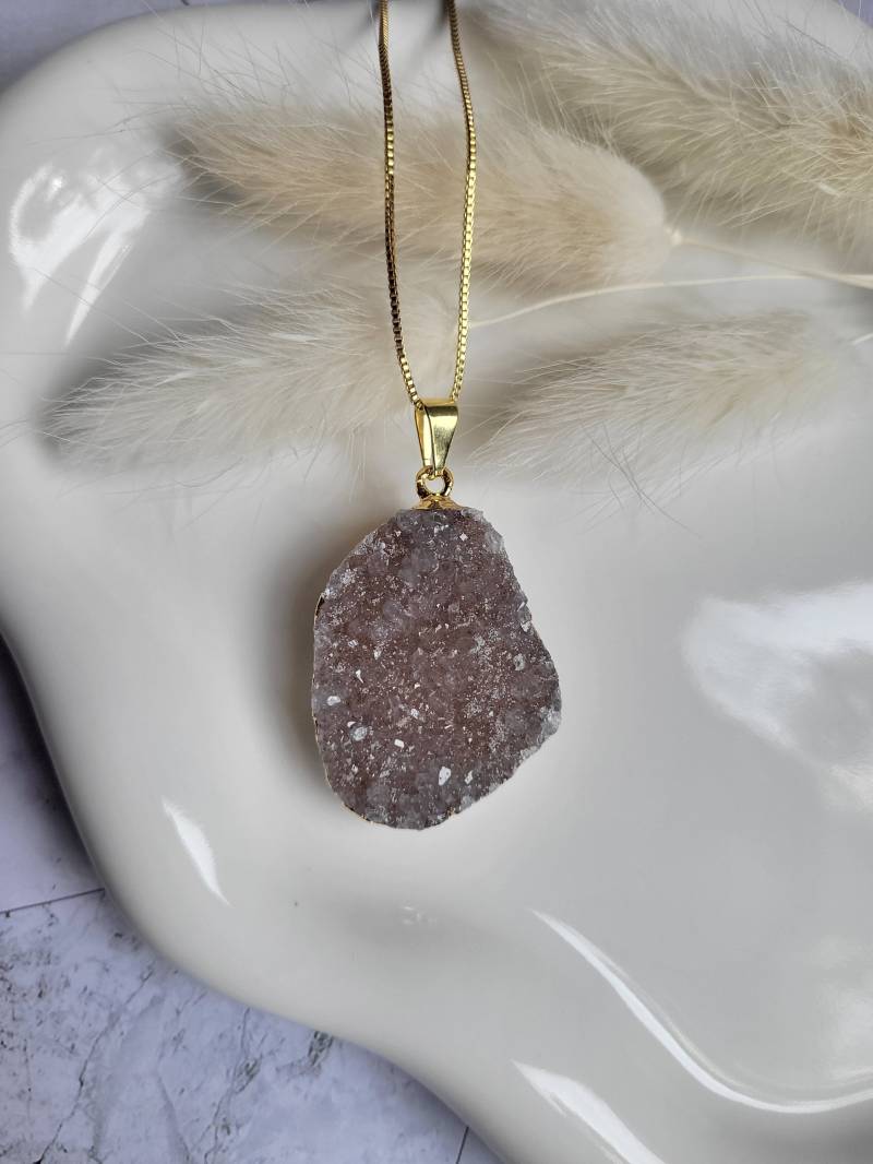 Quarz-Anhänger Mit Kette Medium I Geschenk Edelstein Geburtstag Quarz-Anhänger Mit Kette Medium I Geschenk Edelstein Geburtstag von YourTimelessLove