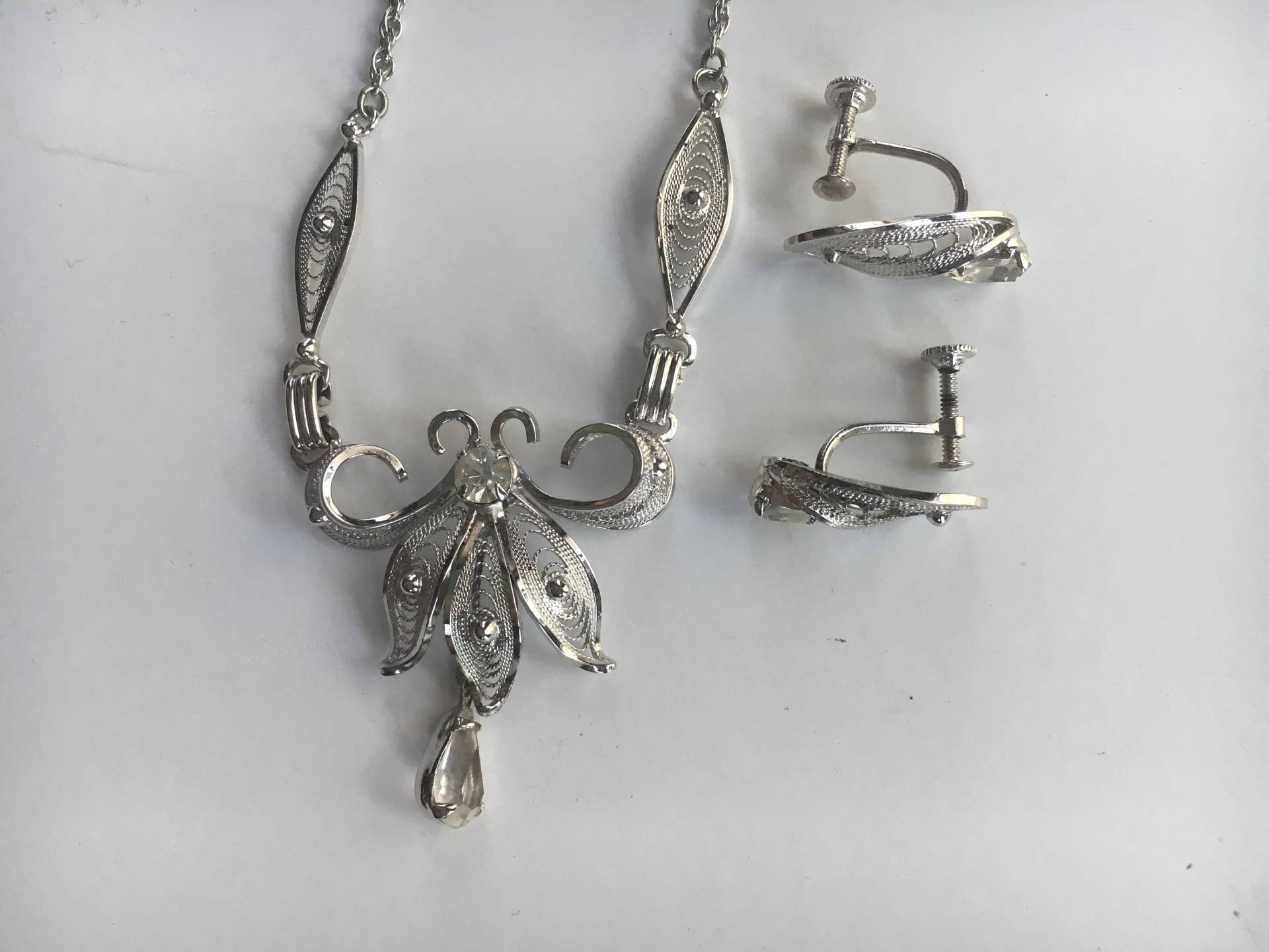 Ann Lee Filigrane Sterling Halskette Und Ohrringe von YourTurnVintageStore