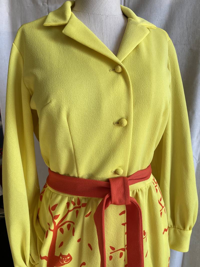 Gokey Gelb Und Orange Katze Print Maxi Kleid Signiert V9 von YourTurnVintageStore