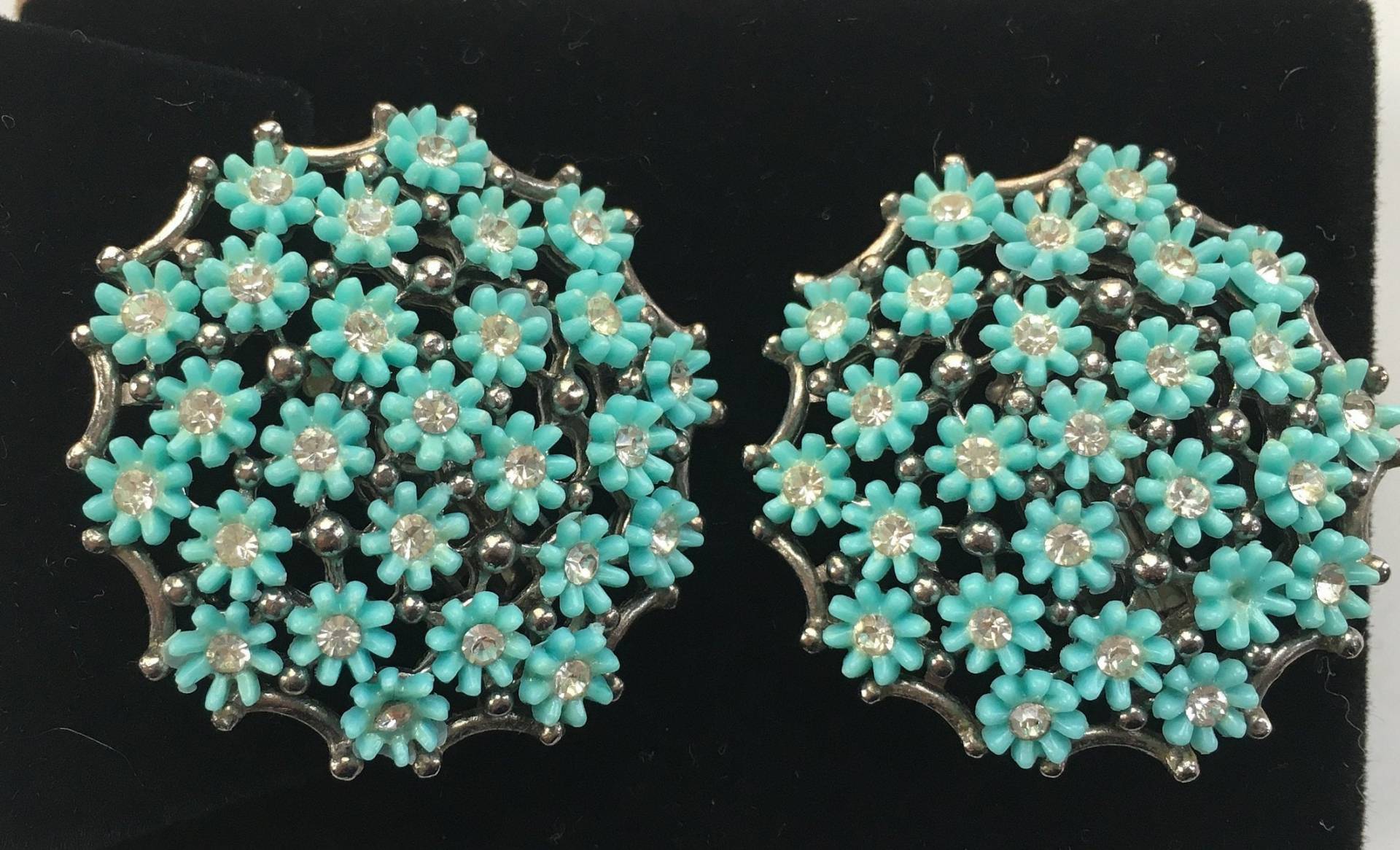 Listner Blue Daisy Und Strass Bursts von YourTurnVintageStore