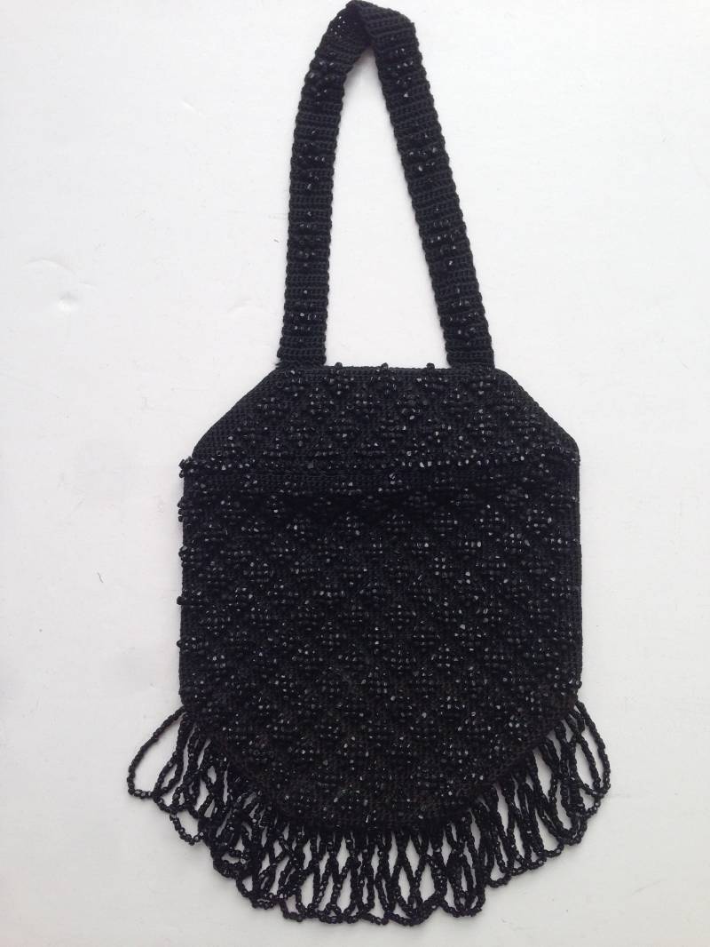 Schwarze Häkeln Armband Schwarze Häkeln Armband von YourTurnVintageStore