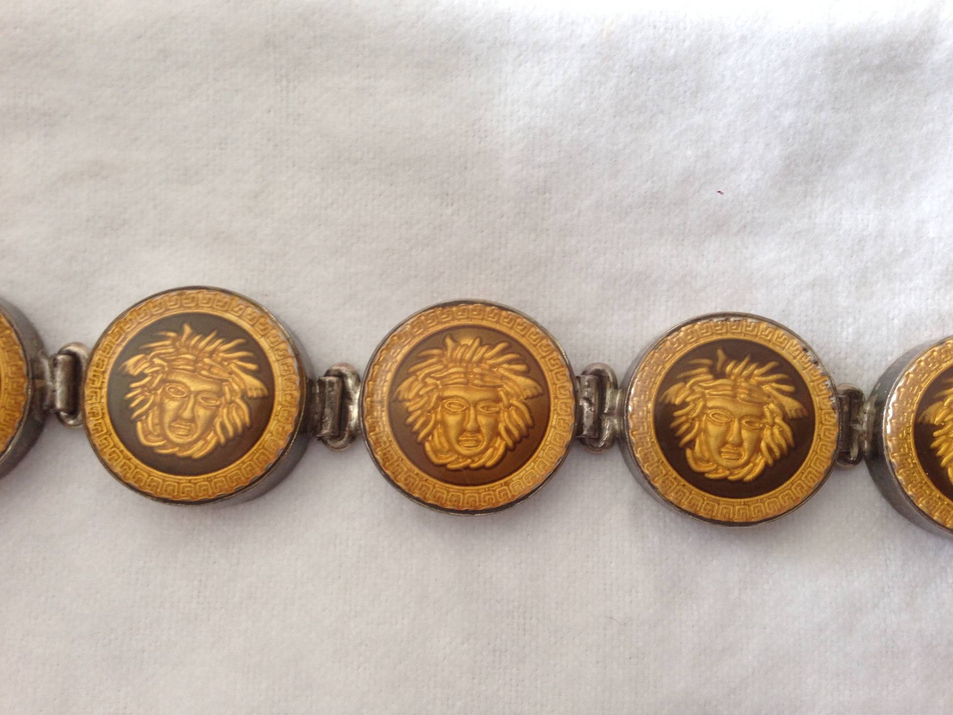 Versace Wie Medusa Button Silber Armband von YourTurnVintageStore