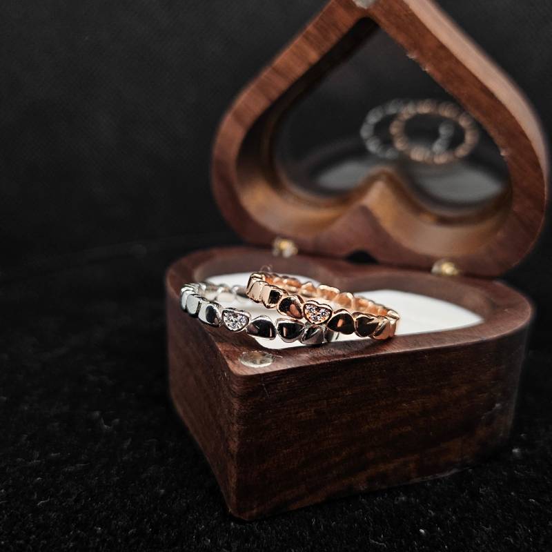 Geschmolzener Herz Ring Einreihig Verliebte Gold Und Silber Mit Diamanten Geschenk Für Freunde Familie Geschwister Hochzeit Schmuck von YourUniverseOFFICIAL