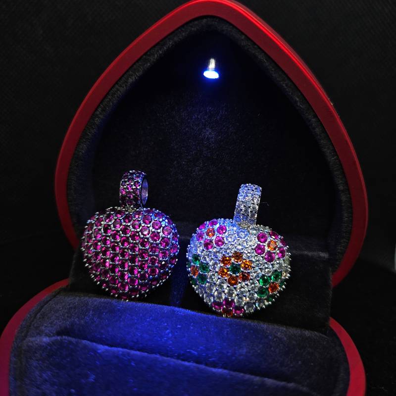 Großes Glänzendes Herz Anhänger 925 Sterling Silber Für Verliebte in Gold Süßes Valentines Geschenk Freunde Familie Geschwister Verlobte von YourUniverseOFFICIAL