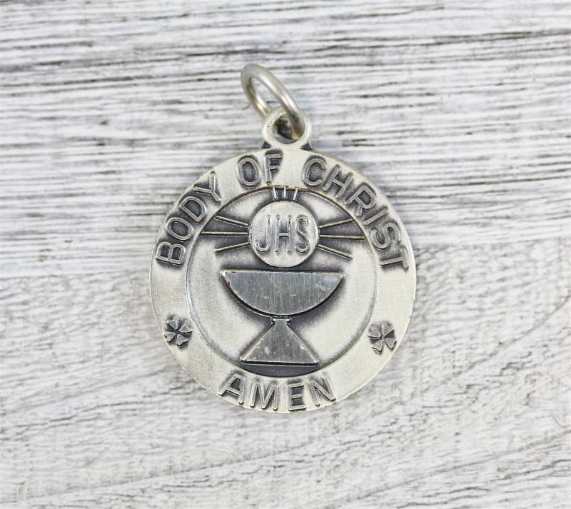 Vintage Erstkommunion Amen Sterling Silber Medaille Religiöses Gebet Christian von YourVintageStyle