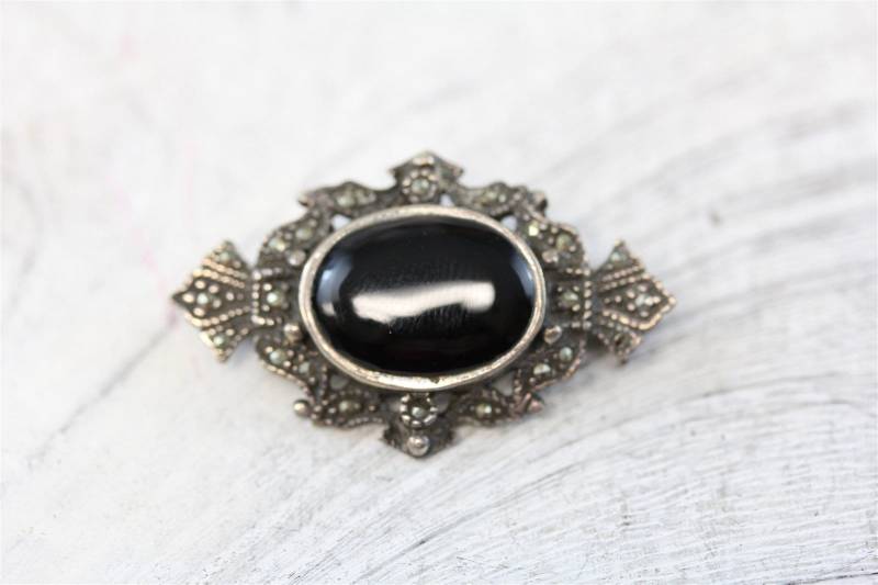 Vintage Sterling Silber 925 Markasit Onyx Brosche Pin Miligrain Luxus von YourVintageStyle