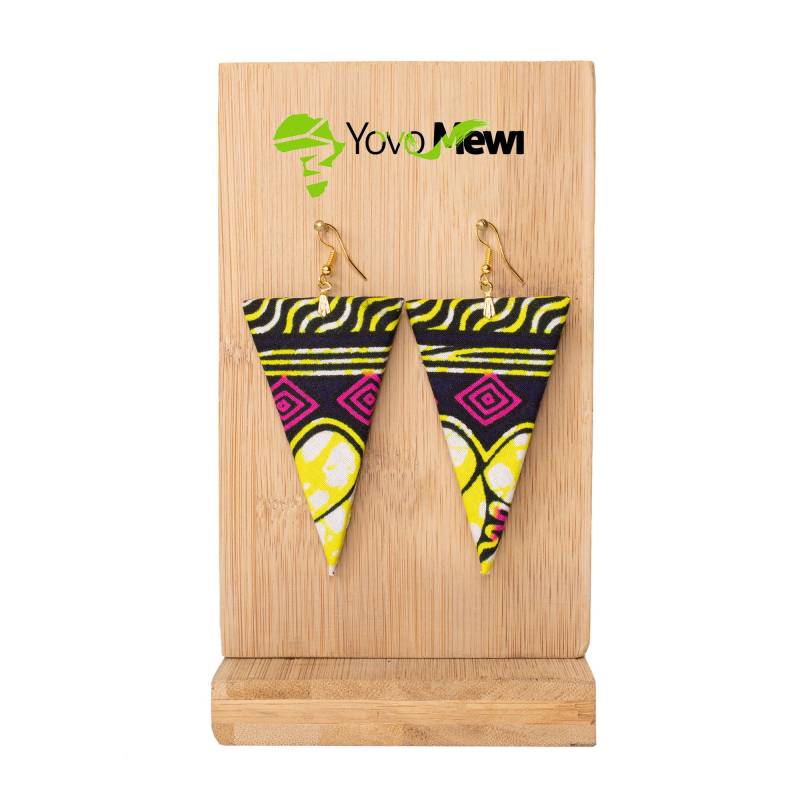 Wachsstoffohrringe in Gelber, Schwarzer Dreiecksform, Wachsschmuck Nr. 23 Wachsstoffohrringe in Gelber, Schwarzer Dreiecksform, Wachsschmuck Nr. 23 von YovoMewi