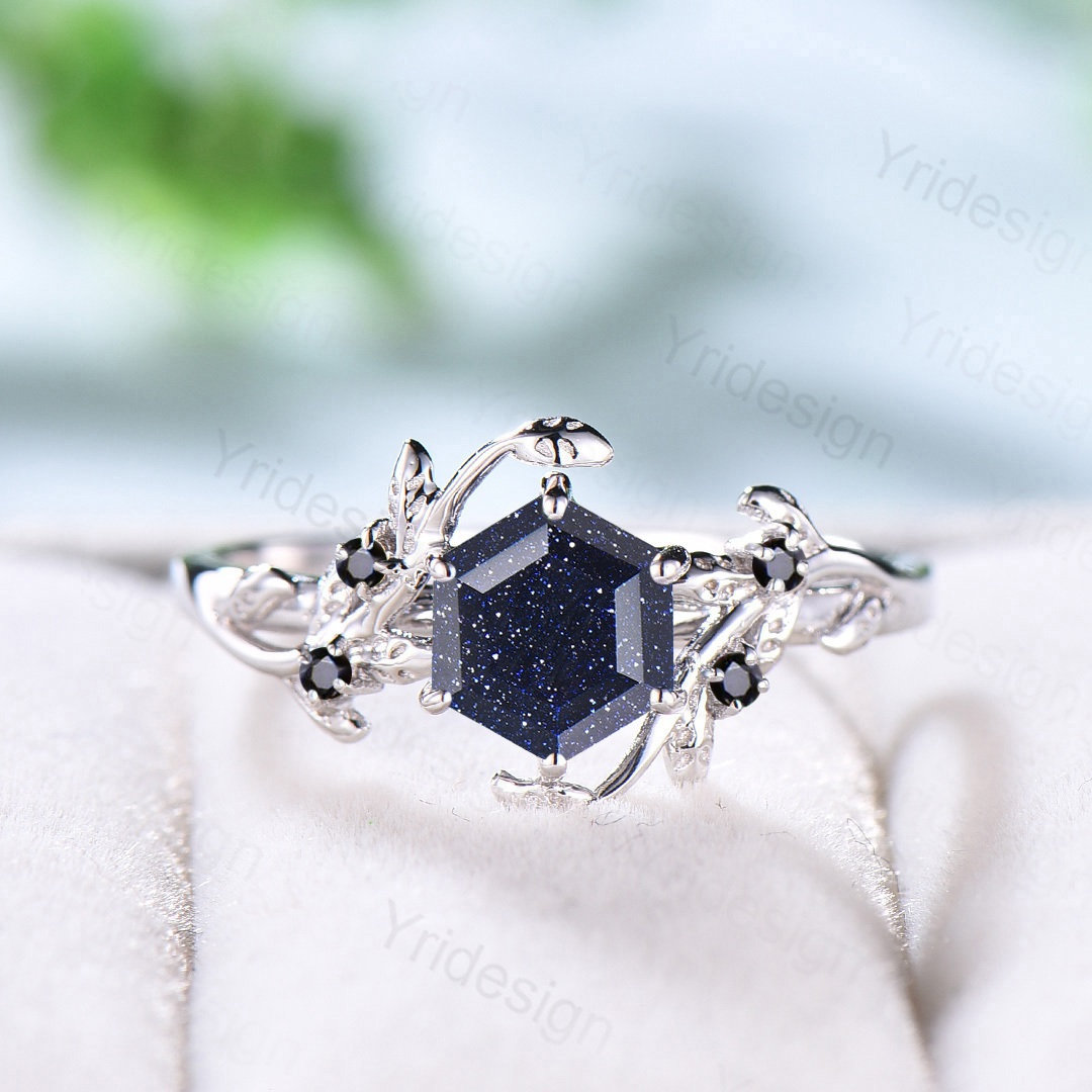 Eleganter Blauer Sandstein Ring Hexagon Vintage Galaxy Weißgold Zweig Gold Verlobungsring Blatt Schwarz Onyx Stern Ehering Frauen Versprechen von Yridesign