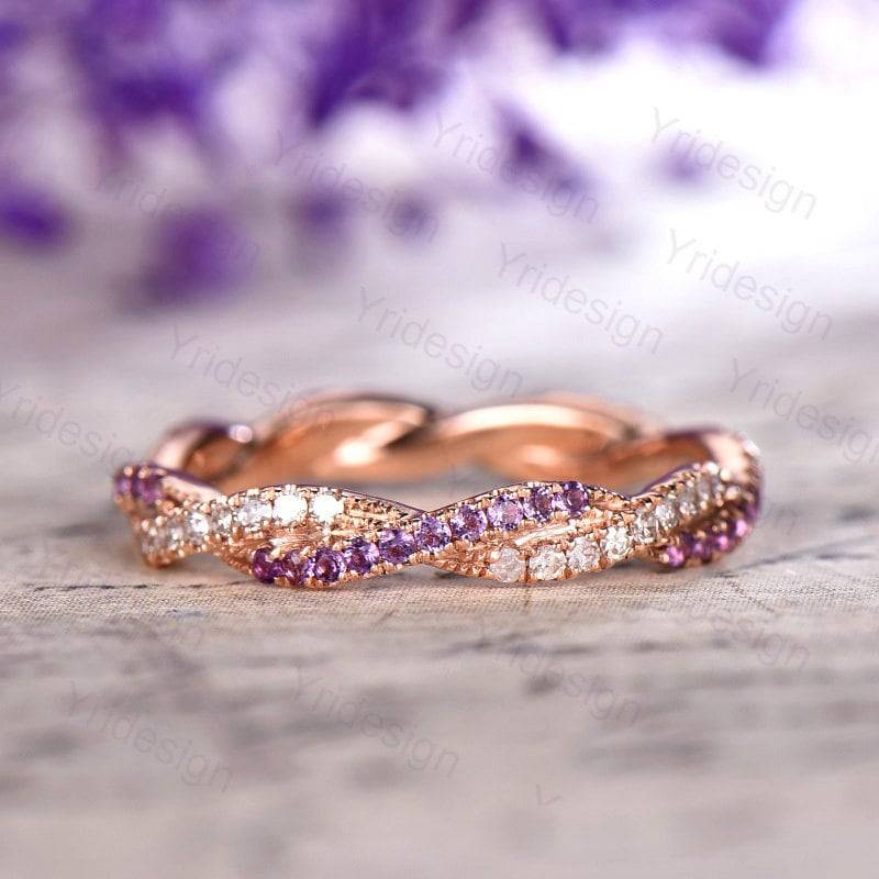 Amethyst Diamant Ehering Roségold Twisted Eternity Band von Yridesign