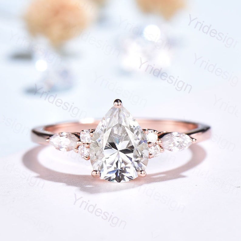 Tropfen Moissanit Ehering/Vintage Verlobungsring Birnenförmig Cluster Simulant Diamant Braut Versprechen Ring Für Frauen von Yridesign